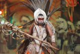 Batucada realiza noite tribal com Adriano Paketá no 2º Ensaio no Booth Line