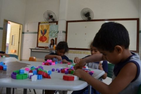 Escolas públicas terão acesso facilitado a ventiladores e ar-condicionado
