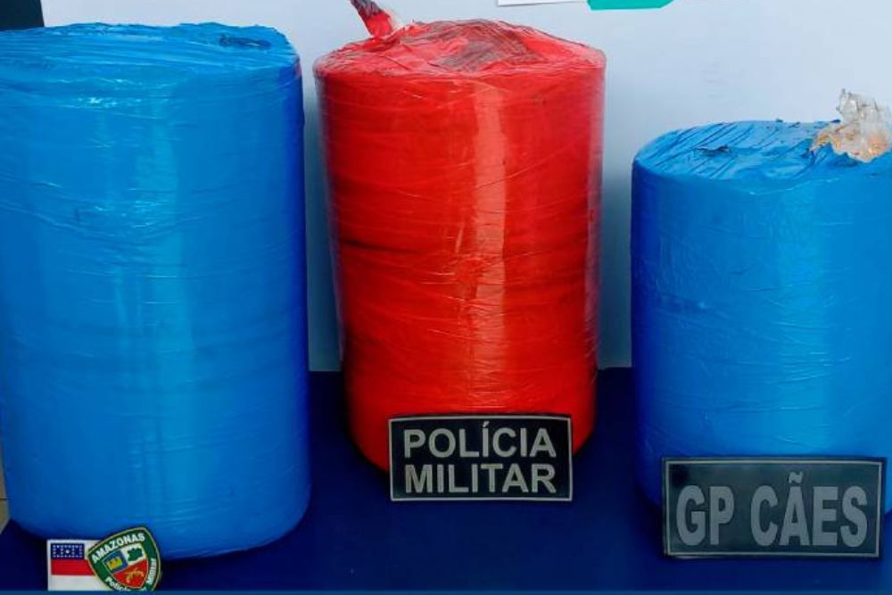 Pol&iacute;cia apreende 90 kg de pasta base de coca&iacute;na escondidos em geradores no porto de Tonantins