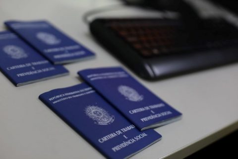 Sine Manaus oferta 393 vagas de emprego nesta segunda–feira (28)