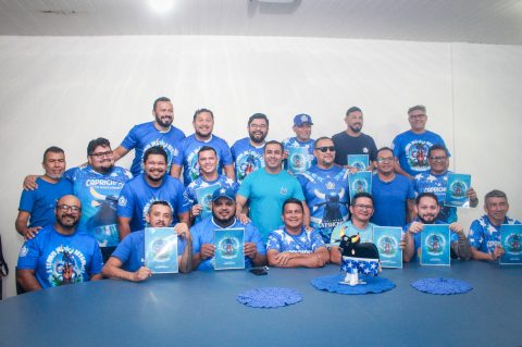 Projetos alegóricos, segredo de Estado nos bumbás, entregue a artistas do Caprichoso