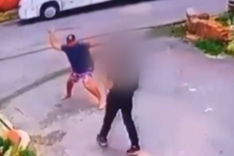 Homem agride estudante com pedaço de madeira no bairro Colônia Terra Nova
