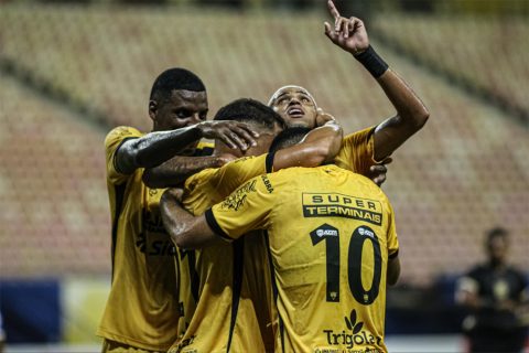 Amazonas FC encara América-MG em jogo chave na Série B