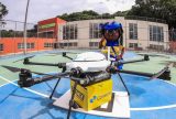 Correios faz primeira entrega por drone em Curitiba