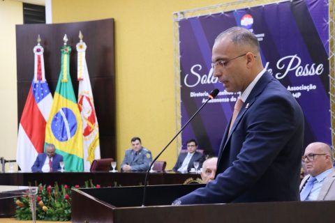 Promotor Kepler Antony Neto toma posse como presidente da AAMP no biênio 2025/2027