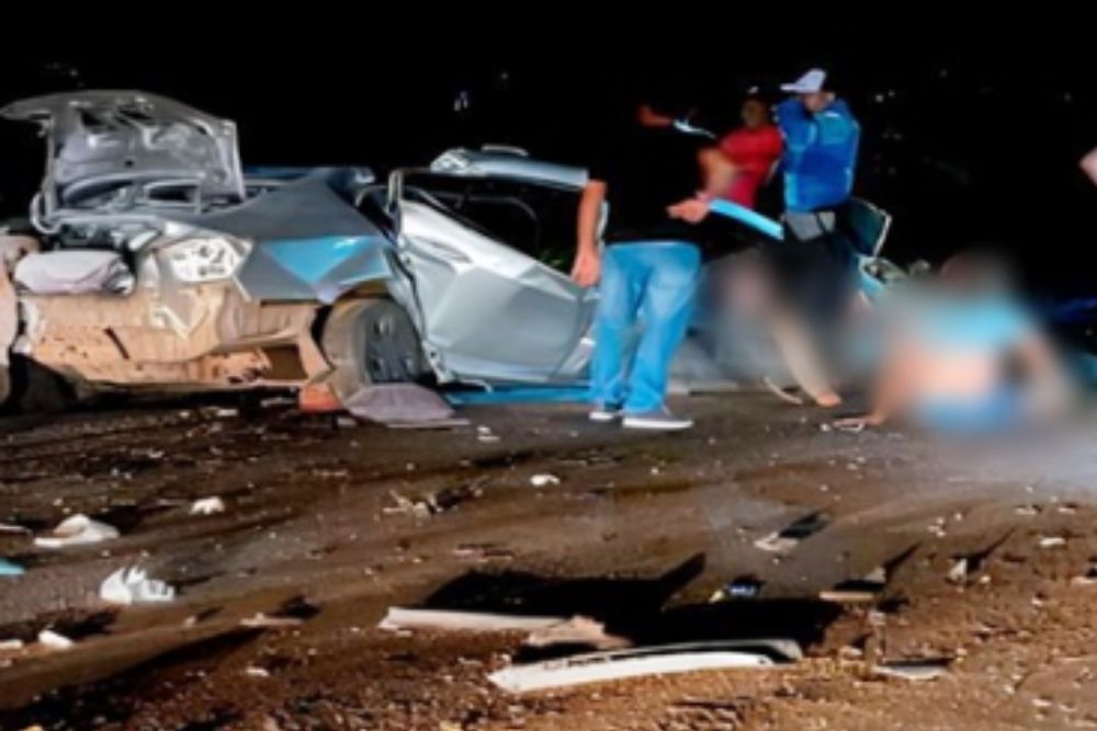 Grave acidente na BR-319 deixa quatro mortos em Humaitá Grave acidente na BR-319 deixa quatro mortos em Humaitá