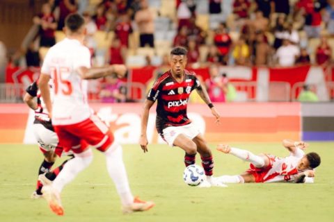 Flamengo e Internacional empatam no Maracanã na estreia do Brasileirão