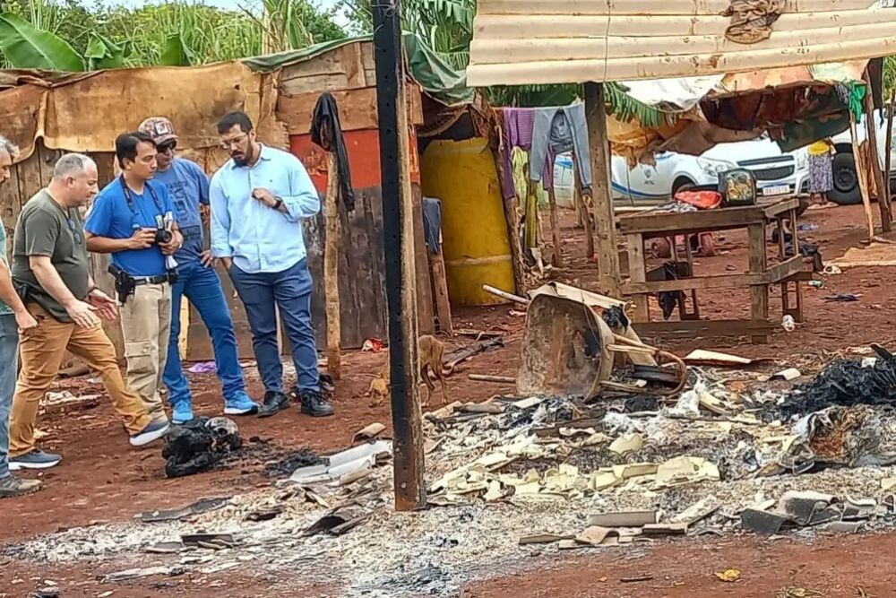 Polícia aponta triplo homicídio em caso de indígenas carbonizadas Polícia aponta triplo homicídio em caso de indígenas carbonizadas