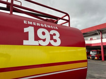 Curto em ar-condicionado provoca incêndio em casa no Japiim