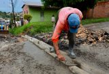 Prefeitura de Manaus trabalha na implantação de canaletas no bairro Novo Aleixo