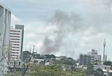 Fogão industrial explode e provoca incêndio em cozinha no Centro de Manaus