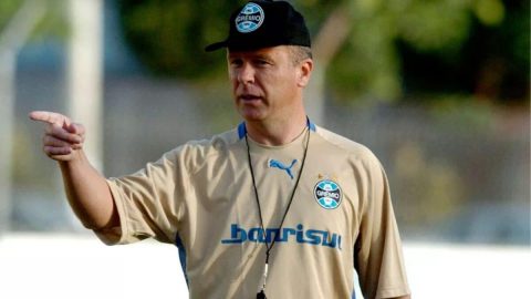Mano Menezes retorna ao Grêmio vinte anos após primeira passagem histórica