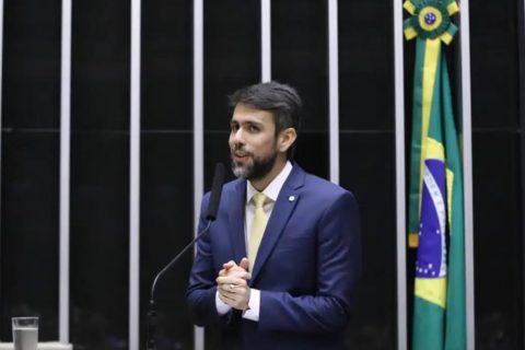Líder do União Brasil na Câmara recusa convite para ser ministro das Comunicações