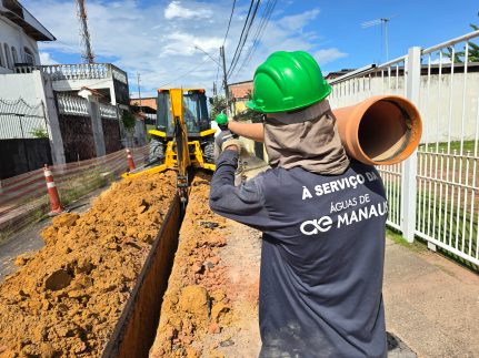 Obra de esgotamento sanitário no Japiim vai beneficiar mais de 9 mil moradores em Manaus