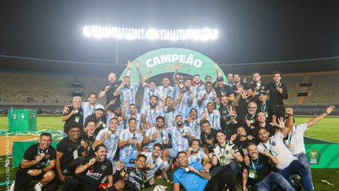 Paysandu supera Goiás nos pênaltis e leva título da Copa Verde 2025