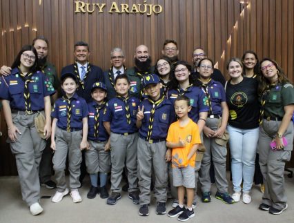 Assembleia Legislativa do Amazonas homenageia escoteiros em Sessão Especial