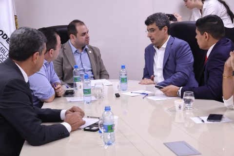 Superintendente do DNIT explica na Aleam andamento das obras no Amazonas