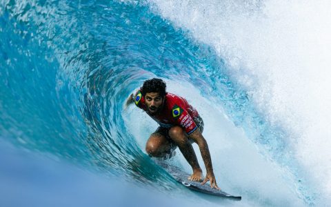 Surfe: Filipe Toledo supera australiano e conquista título da etapa de Gold Coast