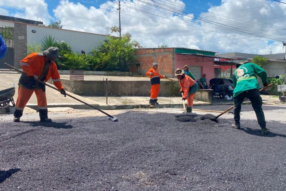 Serviço de recuperação asfáltica chega à rua Conde de Itaguá neste sábado (10) Serviço de recuperação asfáltica chega à rua Conde de Itaguá neste sábado (10)