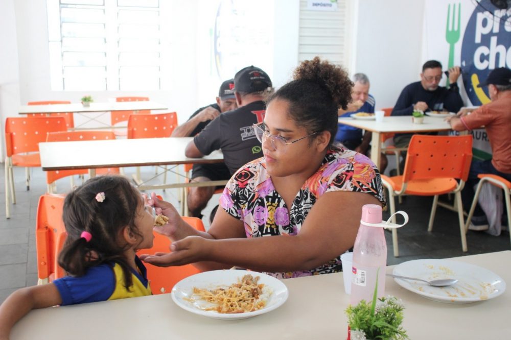 Dia das Mães: Prato Cheio e Auxílio Estadual transformam a vida de milhares de famílias no Amazonas Dia das Mães: Prato Cheio e Auxílio Estadual transformam a vida de milhares de famílias no Amazonas