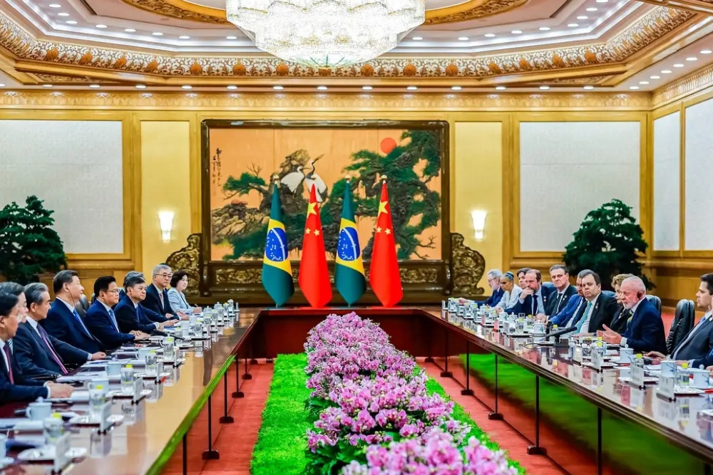 Lula celebra acordo entre China e EUA: "Tarda, mas não falha" Lula celebra acordo entre China e EUA: "Tarda, mas não falha"