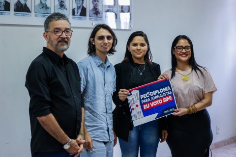 Amom Mandel reafirma apoio à PEC do Diploma em visita ao Sindicato dos Jornalistas do Amazonas