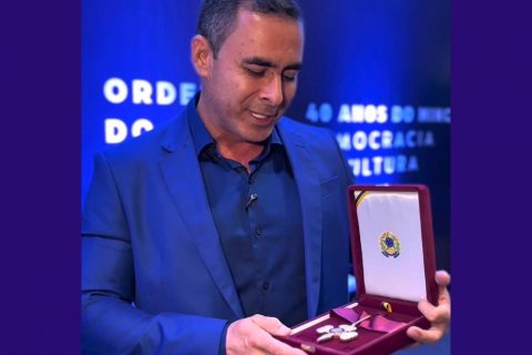 Presidente do Caprichoso celebra Ordem do Mérito Cultural concedida ao Festival de Parintins