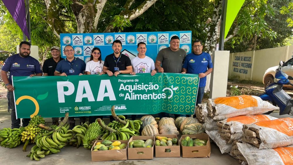 Produção rural abastece entidades com 15 toneladas de alimentos e movimenta R$ 90 mil em Manacapuru Produção rural abastece entidades com 15 toneladas de alimentos e movimenta R$ 90 mil em Manacapuru
