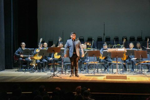 Orquestra de Violões leva magia das trilhas de filmes e séries ao Teatro Amazonas