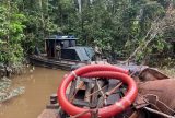 Operação Ágata 2025 localiza e destrói dez dragas de garimpo ilegal na Amazônia
