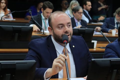 Câmara aprova projeto que moderniza a CLT e traz mais segurança jurídica a trabalhadores e empregadores