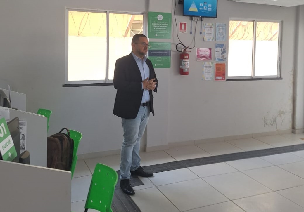 Defensoria debate soluções para UTI aérea e acesso a medicamentos em Tabatinga Defensoria debate soluções para UTI aérea e acesso a medicamentos em Tabatinga