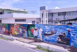 Sefaz de Parintins ganha mural que exalta cultura da Ilha Tupinambarana