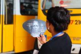 'Junho Violeta': Terminais de ônibus recebem ação educativa sobre direitos dos idosos em Manaus