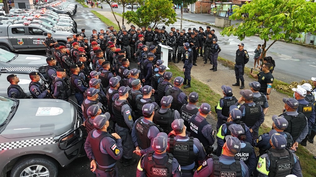 PM deflagra Operação Ajuricaba na zona norte de Manaus e prende quatro suspeitos PM deflagra Operação Ajuricaba na zona norte de Manaus e prende quatro suspeitos