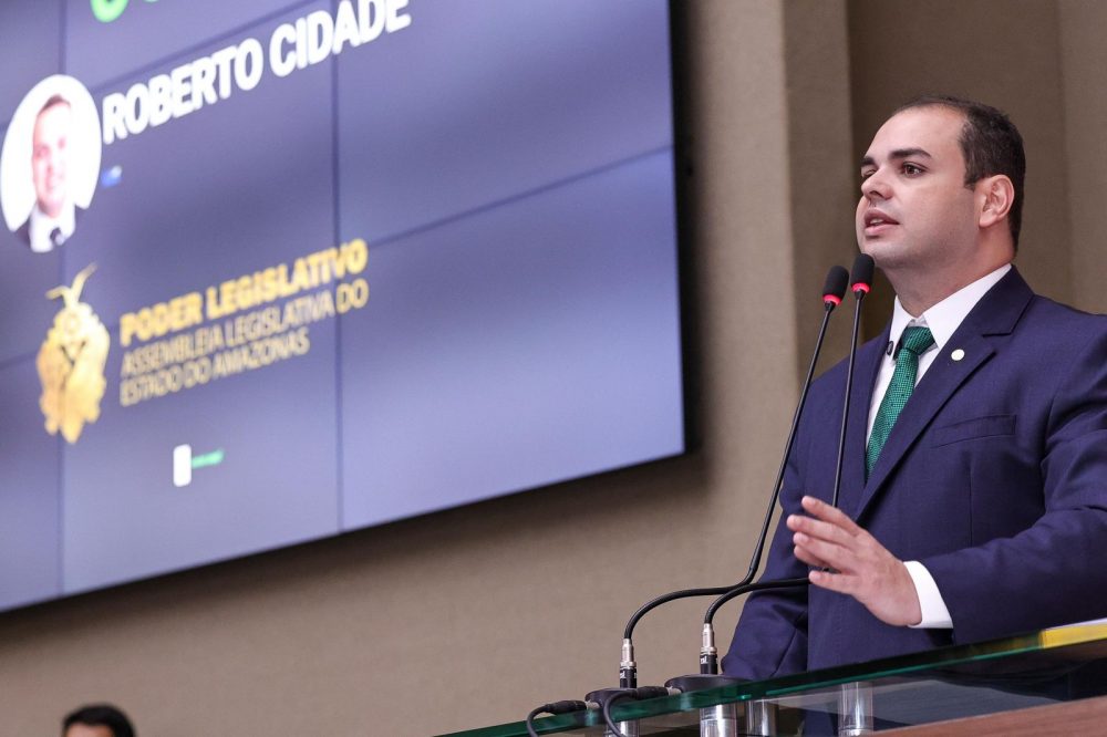 Roberto Cidade destaca lei contra desperdício de água e reforça educação ambiental no Amazonas Roberto Cidade destaca lei contra desperdício de água e reforça educação ambiental no Amazonas