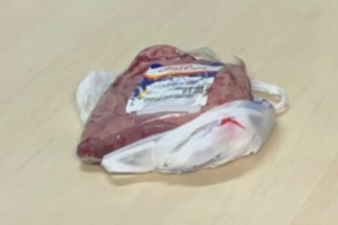 Homem é preso após tentar furtar picanha de supermercado no bairro Adrianópolis
