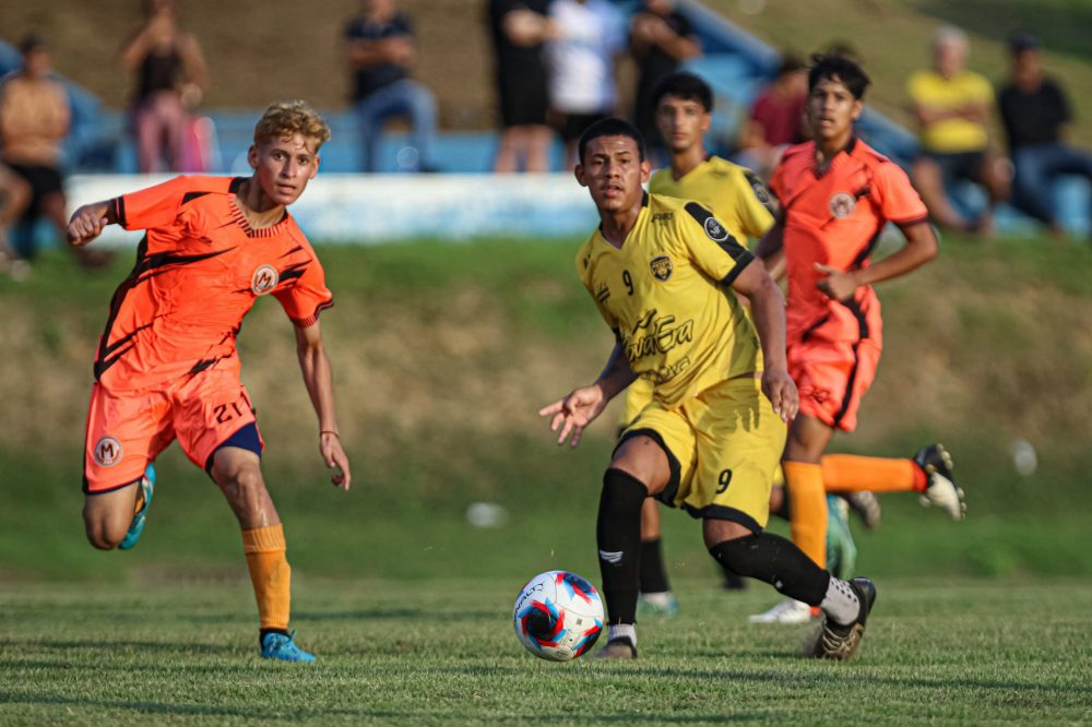 Amazonas e Manauara decidem título do Barezinho Sub-18 neste domingo (08) Amazonas e Manauara decidem título do Barezinho Sub-18 neste domingo (08)