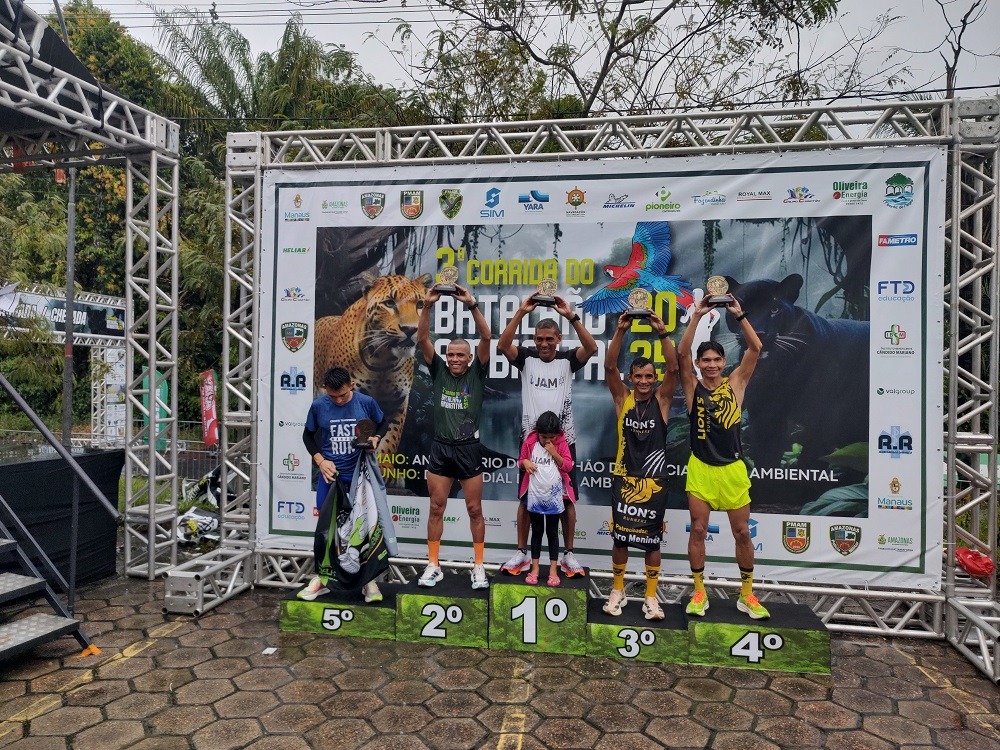 Debaixo de chuva, Corrida do Batalhão Ambiental reúne mais de 2 mil participantes na Ufam Debaixo de chuva, Corrida do Batalhão Ambiental reúne mais de 2 mil participantes na Ufam