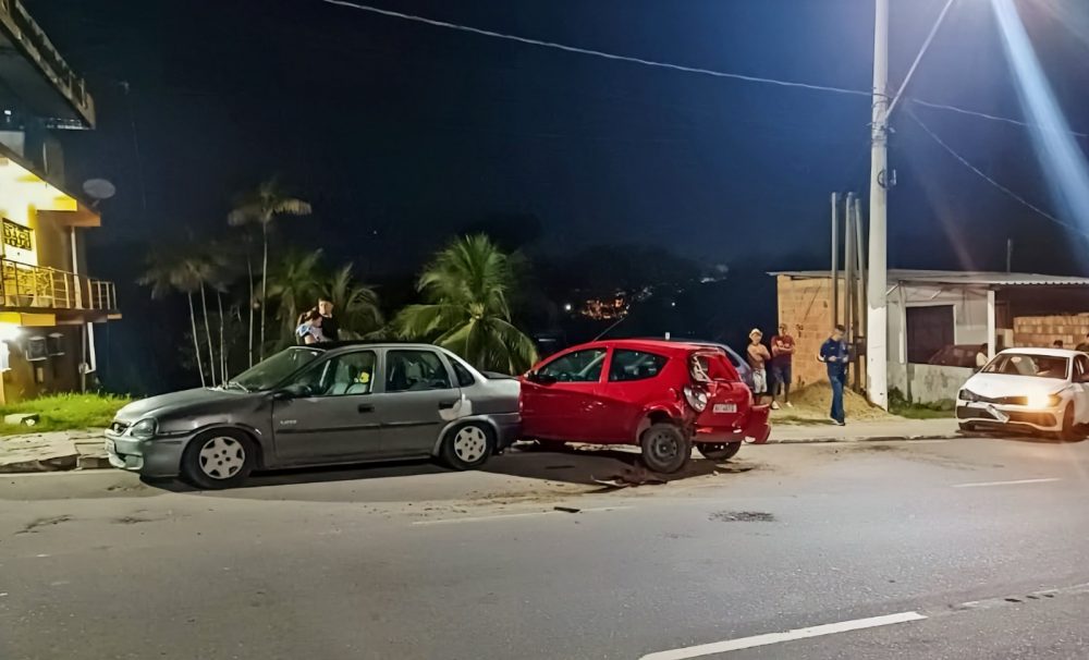 Detran-AM atende denúncia e detém motorista embriagado na zona Oeste de Manaus Detran-AM atende denúncia e detém motorista embriagado na zona Oeste de Manaus