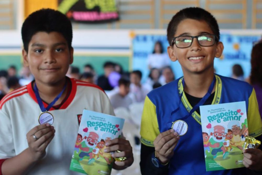 'Junho Violeta': Escolas de Manaus promovem ações educativas sobre respeito e proteção aos idosos 'Junho Violeta': Escolas de Manaus promovem ações educativas sobre respeito e proteção aos idosos