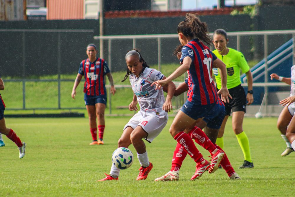 Em casa, Instituto 3B é superado pelo Bahia por 4 a 0 no Brasileirão Feminino A1 Em casa, Instituto 3B é superado pelo Bahia por 4 a 0 no Brasileirão Feminino A1