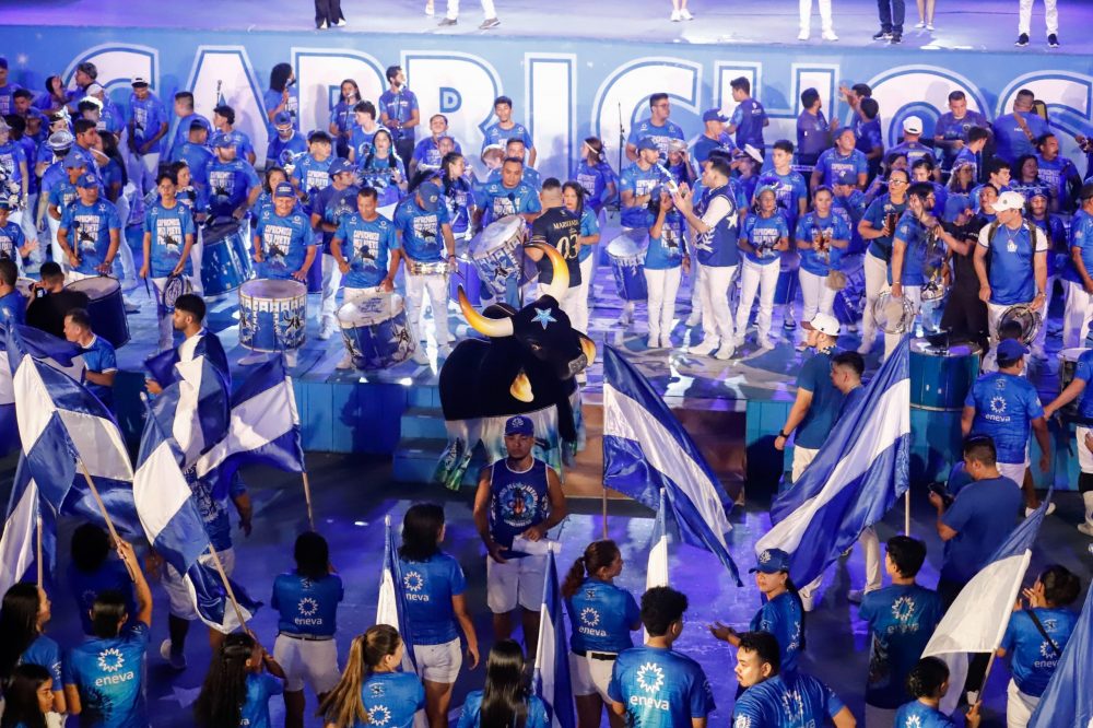 Caprichoso encerra temporada de Ensaios Show com festa da Marujada em Parintins Caprichoso encerra temporada de Ensaios Show com festa da Marujada em Parintins