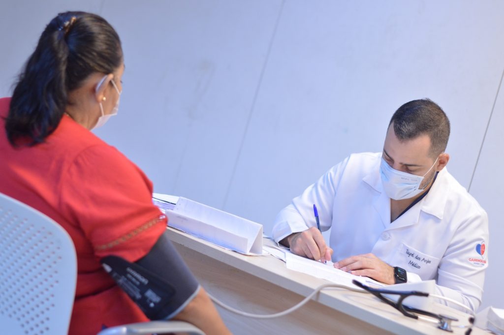 Amazonas registra queda nos casos e mortes por vírus respiratórios em 2025 Amazonas registra queda nos casos e mortes por vírus respiratórios em 2025