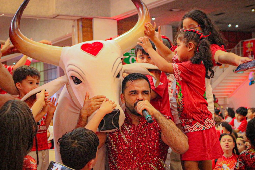 Feijoada e Curralzinho do Garantido animam torcida e celebram tradição em Manaus Feijoada e Curralzinho do Garantido animam torcida e celebram tradição em Manaus