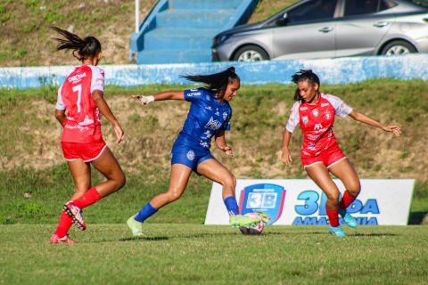 São Raimundo supera Princesa do Solimões por 2 a 0 e avança às semifinais do Barezinho Delas Sub20