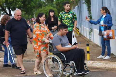 Prazo para pedir atendimento especializado no Enem 2025 termina hoje