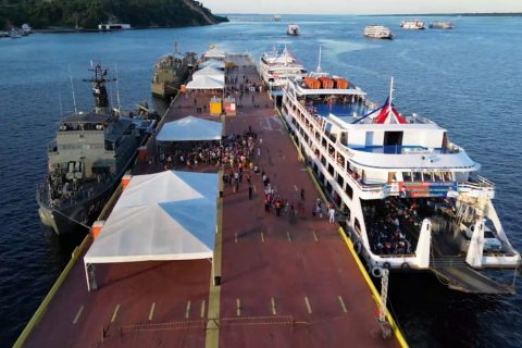 Operação Parintins 2025: Marinha instala posto “Chapa Quente” e intensifica fiscalização de embarcações no Rio Negro