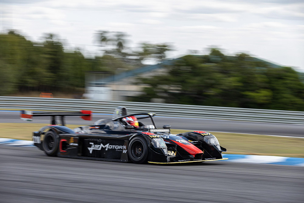 Just Motors Racing acelera com apoio da Atem e conquista o Brasil Just Motors Racing acelera com apoio da Atem e conquista o Brasil