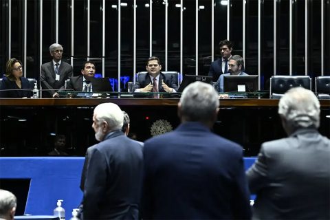 Senado aprova aumento do número de deputados de 513 para 531